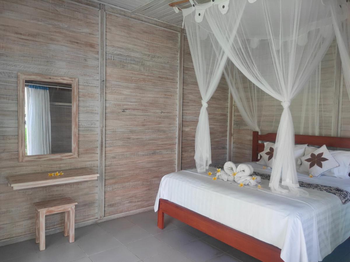 Vista Huts Lembongan Ξενοδοχείο Εξωτερικό φωτογραφία