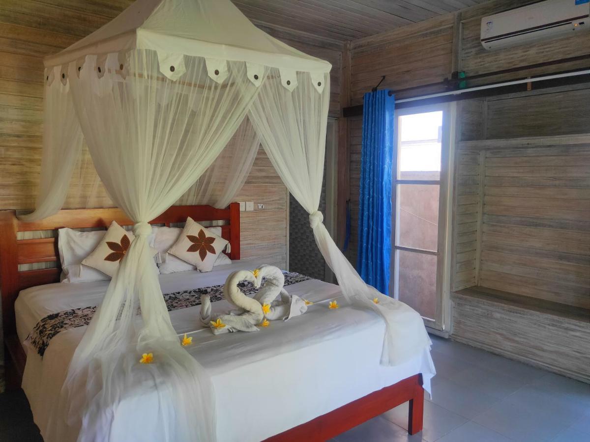 Vista Huts Lembongan Ξενοδοχείο Εξωτερικό φωτογραφία