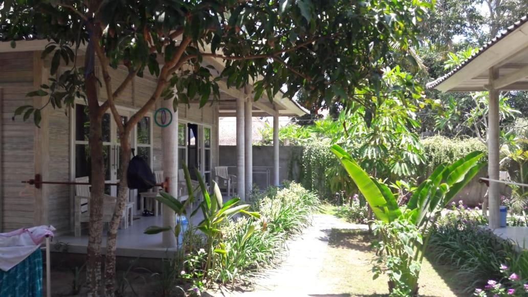 Vista Huts Lembongan Ξενοδοχείο Εξωτερικό φωτογραφία
