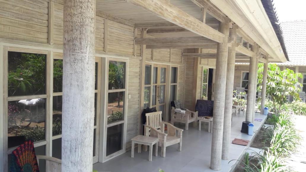 Vista Huts Lembongan Ξενοδοχείο Εξωτερικό φωτογραφία
