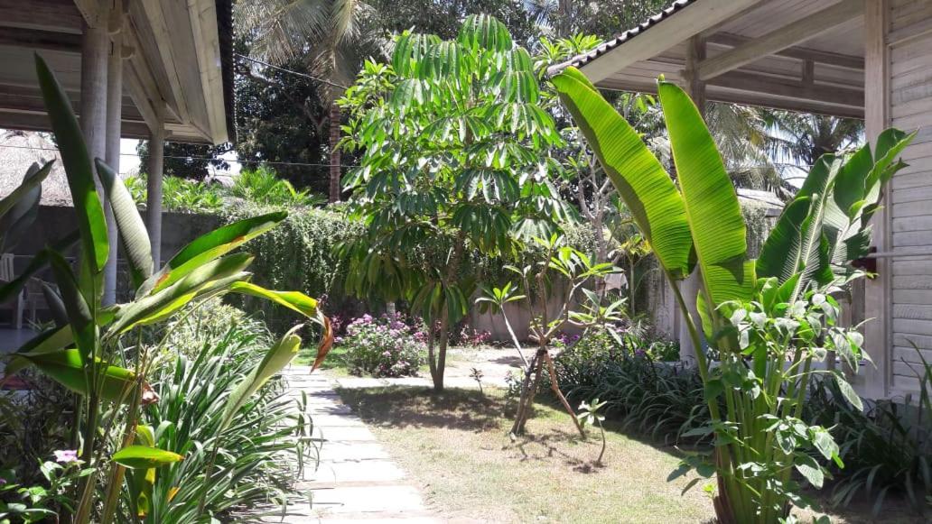 Vista Huts Lembongan Ξενοδοχείο Εξωτερικό φωτογραφία